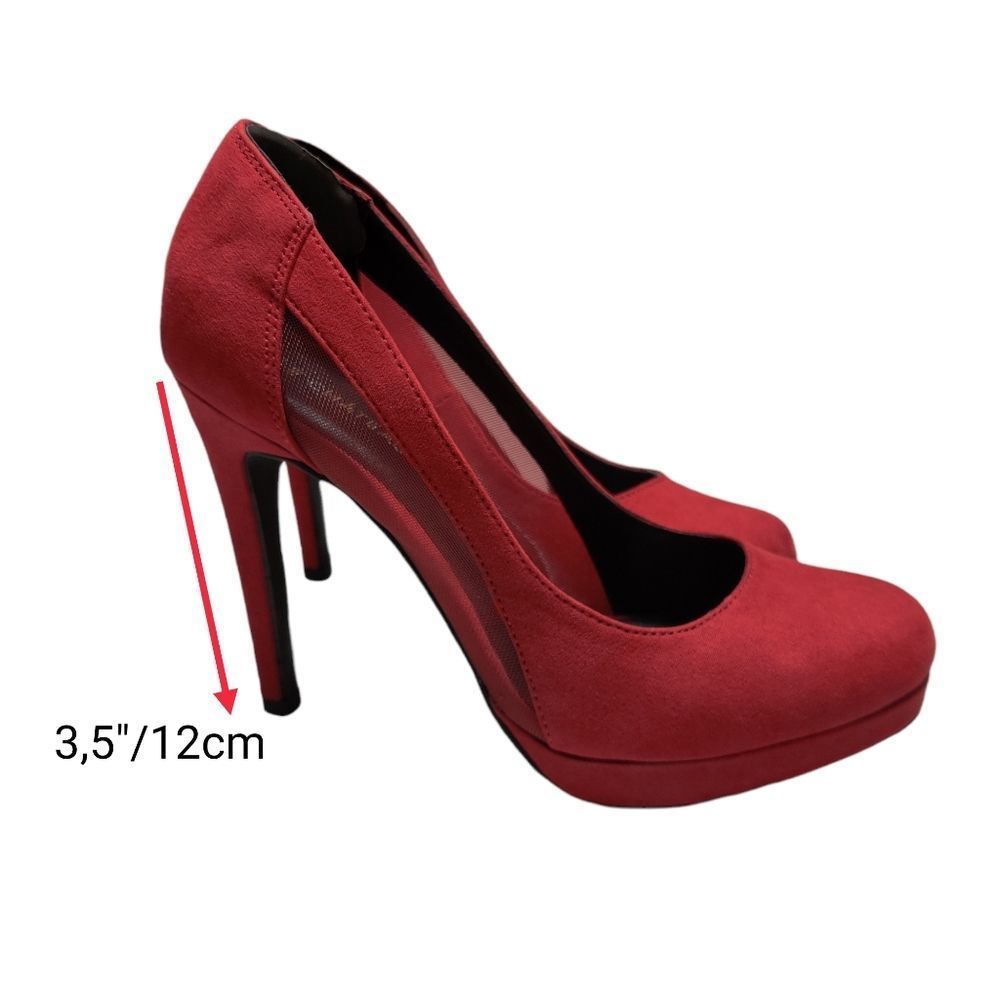 Le Chateau Mesh Side Cutout Red Accent Stiletto Heel Pumps size 7